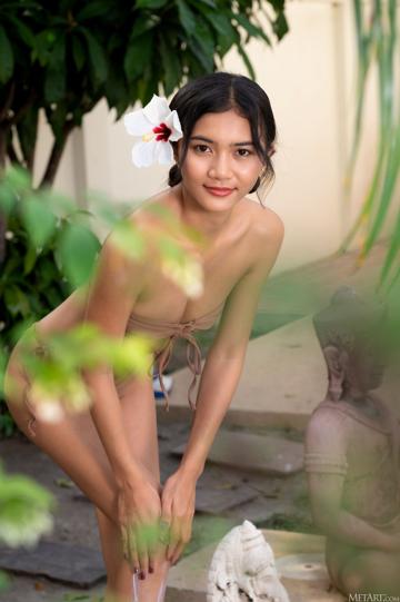 Yori in Metart set Summer Whisper