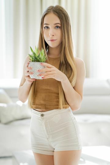 Nata Ocean in Metart set Nurture